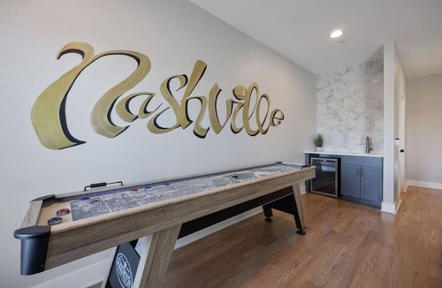 West End House | West End Luxury | Rooftop Views, Games & Hot Tub