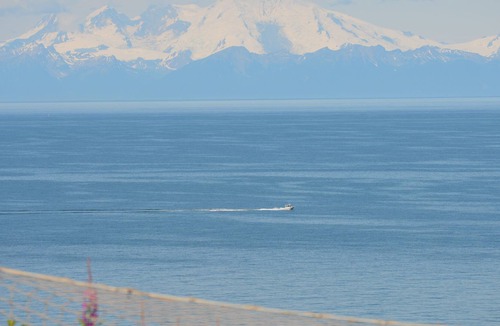 Anchor Point Cabin | Whiskey Point Cabins & RV Park