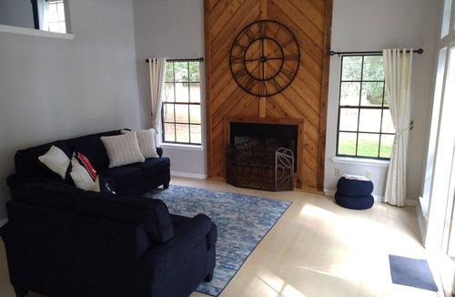 Trinity Cottage | Whispering Pines on Lake (Woods/Hot Tub/Lakefront)