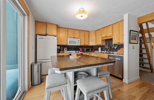 Rangeley Condo | White Birch 58 - Ski in/out Condo, Pet friendly!