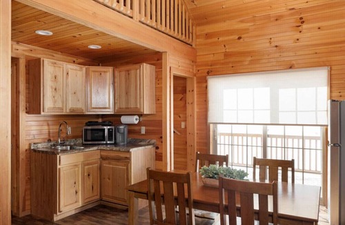 Bethlehem Cabin | White Mountains Pet Friendly Cabin Near Lake