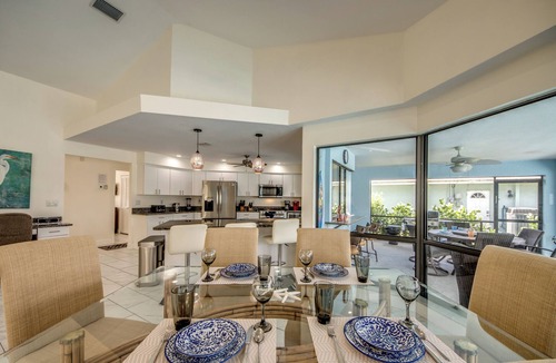 Caloosahatchee House | Wide Water Views, Hot Tub, Heated pool! 75 reviews.Villa 27