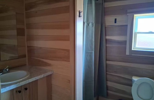 Kings Mountain Cabin | Wildfire 1