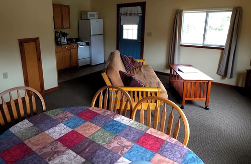 Dryden Apartment | Wilson Lake Inn