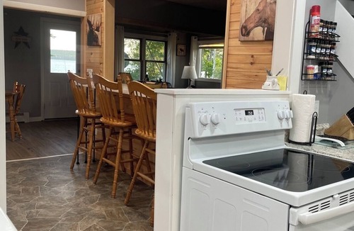 Stockholm House | Year Round - Lakeside Cottage - Madawaska Lake - Stockholm, Maine