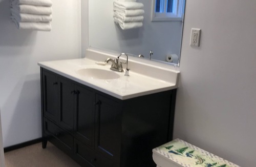 Kodiak Cabin | Zachar Bay Lodge Inc