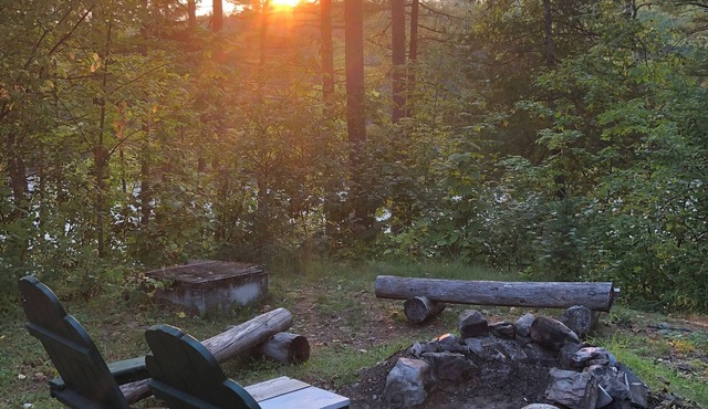 1 Bedroom Riverside Cabin in The Forks, ME, pet friendly