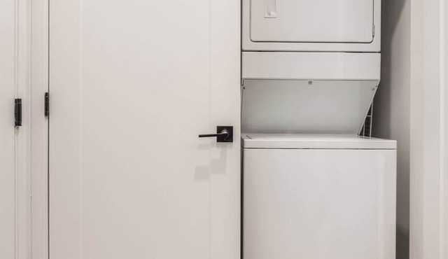 1BR OTR CBD Retreat - FreeParking/Gym/Rooftop Pool