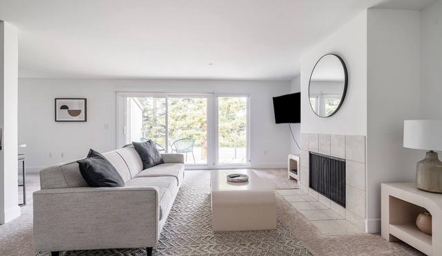 2 bedroom apartment Menlo park