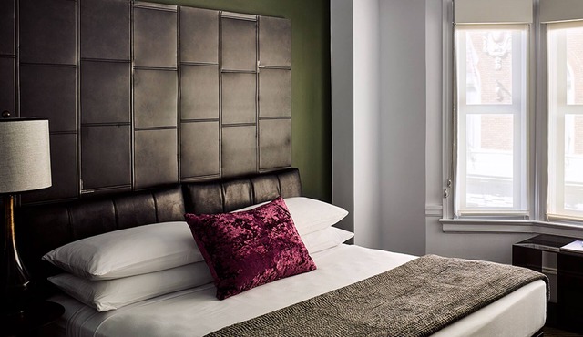 2 Connecting Suites at a 4⭐️ Hotel