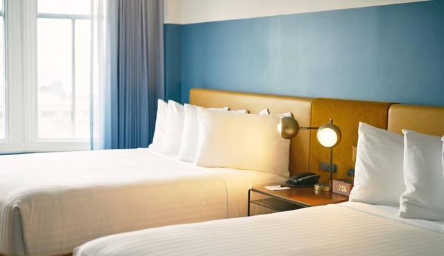 2 King Room in San Francisco’s Nob Hill, Near Union Square & Attractions