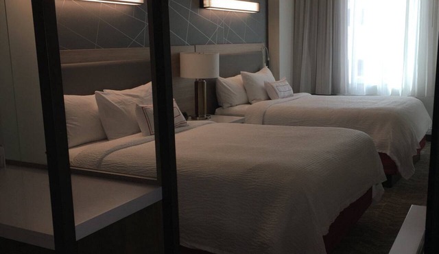 2 Pet-friendly Units, Outdoor Pool, Comes with Free Breakfast!