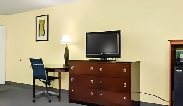 2 Queen Beds near Kentucky Science Center | Efficiently Near I-65 | Free Parking