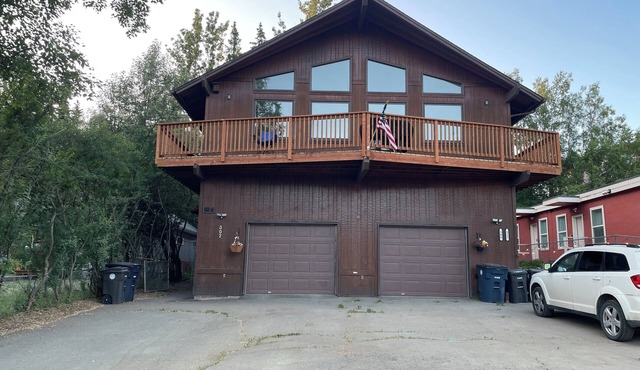 3-bedroom house in superb Anchorage w WiFi two smart tvs