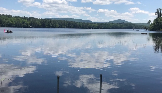3 Bedroom Water Front Cottage On Beautiful Songo Pond.