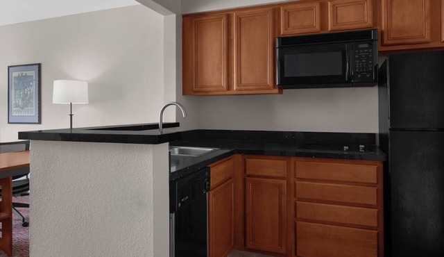 3 Convenient Units, Kitchen! Pets Allowed! Close to Westfield Galleria!