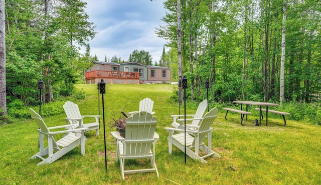 4 Mi to Lake Francis: Peaceful Pittsburg Home