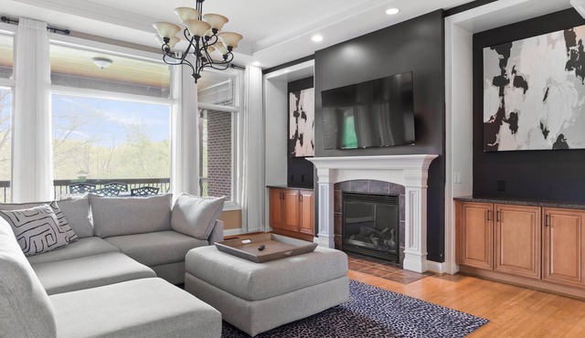 5-Bedroom Home · Mason/Kings Island · 2 Kitchens
