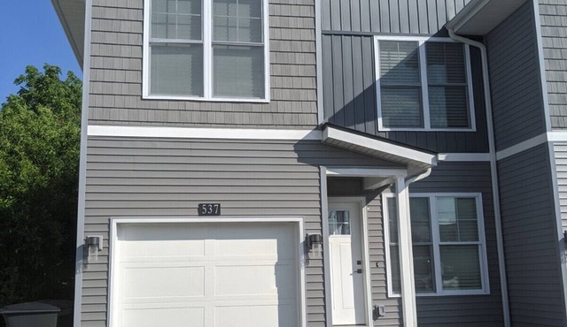 #537 3 Bedroom 2.5 Bath Townhome W/EV