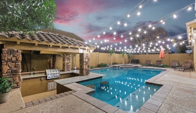 6BR Gilbert Retreat: Pool, Hot Tub, Game Room
