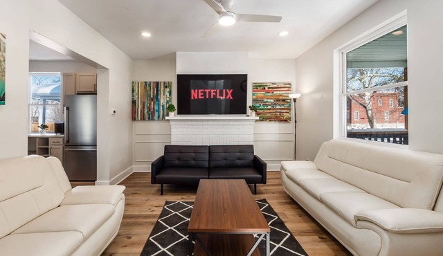 7 Minute Walk to the Hospital, Newly Remodeled 3BD, Perfect for Long Stays