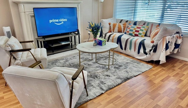 7 minutes away from SFO！Experience a freshly remodeled modern tranquil residence