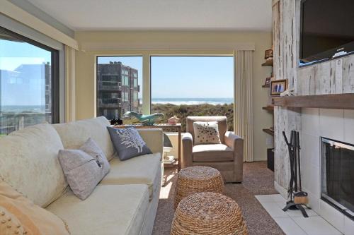 A Total Distanced Coastal Experience!