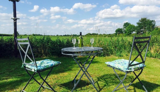 Acres View in Hoveringham