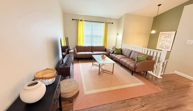 Affordable large group house near Cincy and NKY events