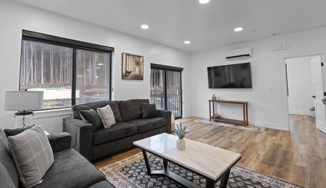 Affordable Luxury With Views! A305