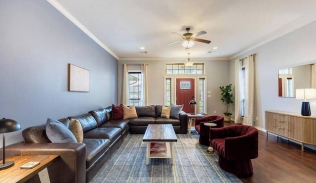Aggie Escape 4BR+Fire Pit + Yard Games Near A&M