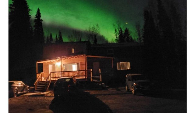 Alaskan Cozy Cabin