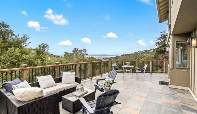 Amazing 4-bedroom 3Bath house with AC in charming Belmont