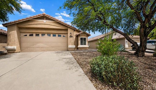 Amazing Views for Miles! Oro Valley Stunner in Oro Valley