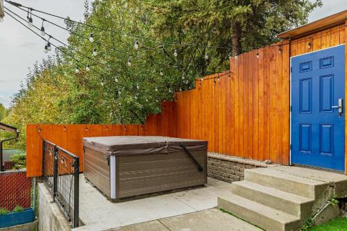 Anchorage City Spacious 6bdr - Entire Complex