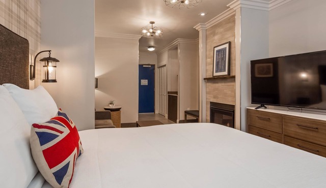 Aristocrat Hotel, BW Signature Collection