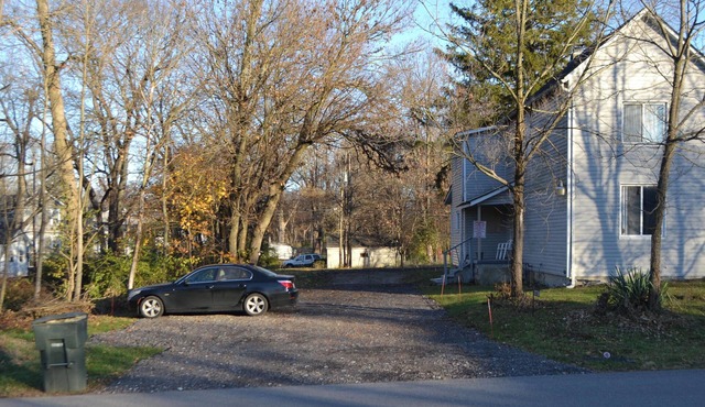 Away from home rental-Cheerful 4-Bedroom|2BA home!