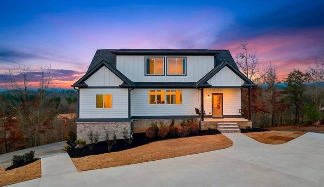 *Back2School* Peaceful Private Mountain View Home in Gordon County