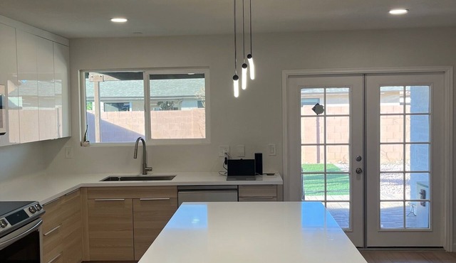 Baseball lovers dream location! 3 Bed /2 Bath house w/2 car garage in Mesa, AZ