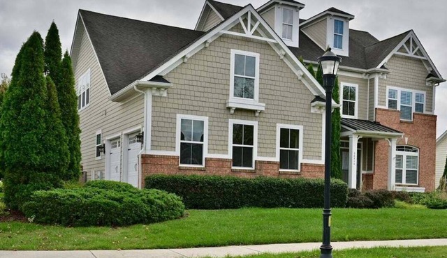 Bayside * 5BR Beautiful Large Bayside Resort House