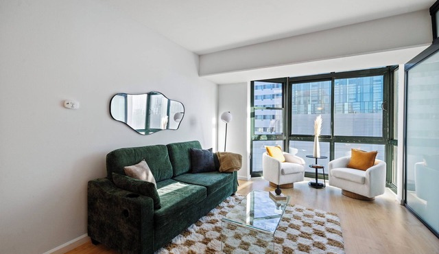 Beautiful Condo in a Great Location