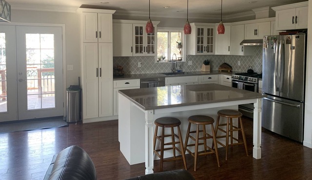 Beautiful spacious home in the heart of Kodiak!