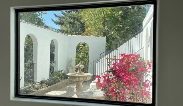~Berkeley Hills Italian Villa With Views of SF~