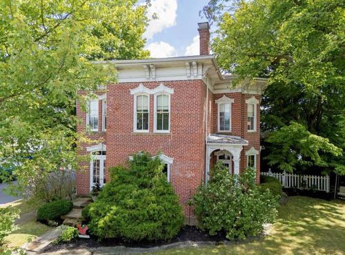 Boutique 1868 Victorian, Downtown Loudonville, Gateway to Mohican