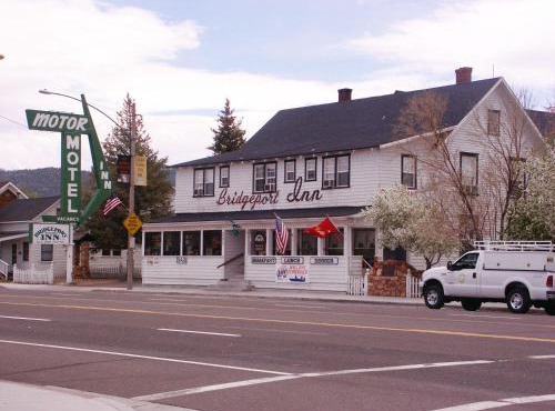 Bridgeport Inn