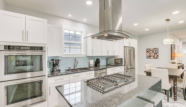 Bright & Modern Home: 2 Mi to Presque Isle Airport