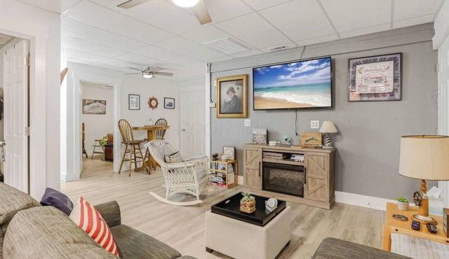 Buckeye Lake: The Quaint Cottage