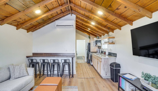 Cedar City Studio Retreat: Patio, Fire Pit & Grill