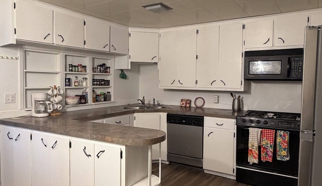 Charming 2-bedroom apartment in Wasilla perfect for your getaway