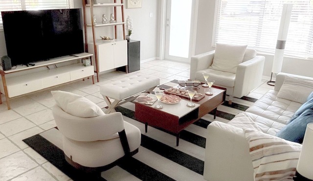 Charming 2B Villa with Pool 5m Beach DTFTL